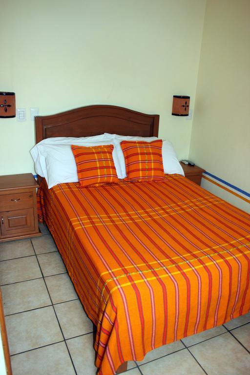 Casa Vilasanta Guadalajara Rum bild