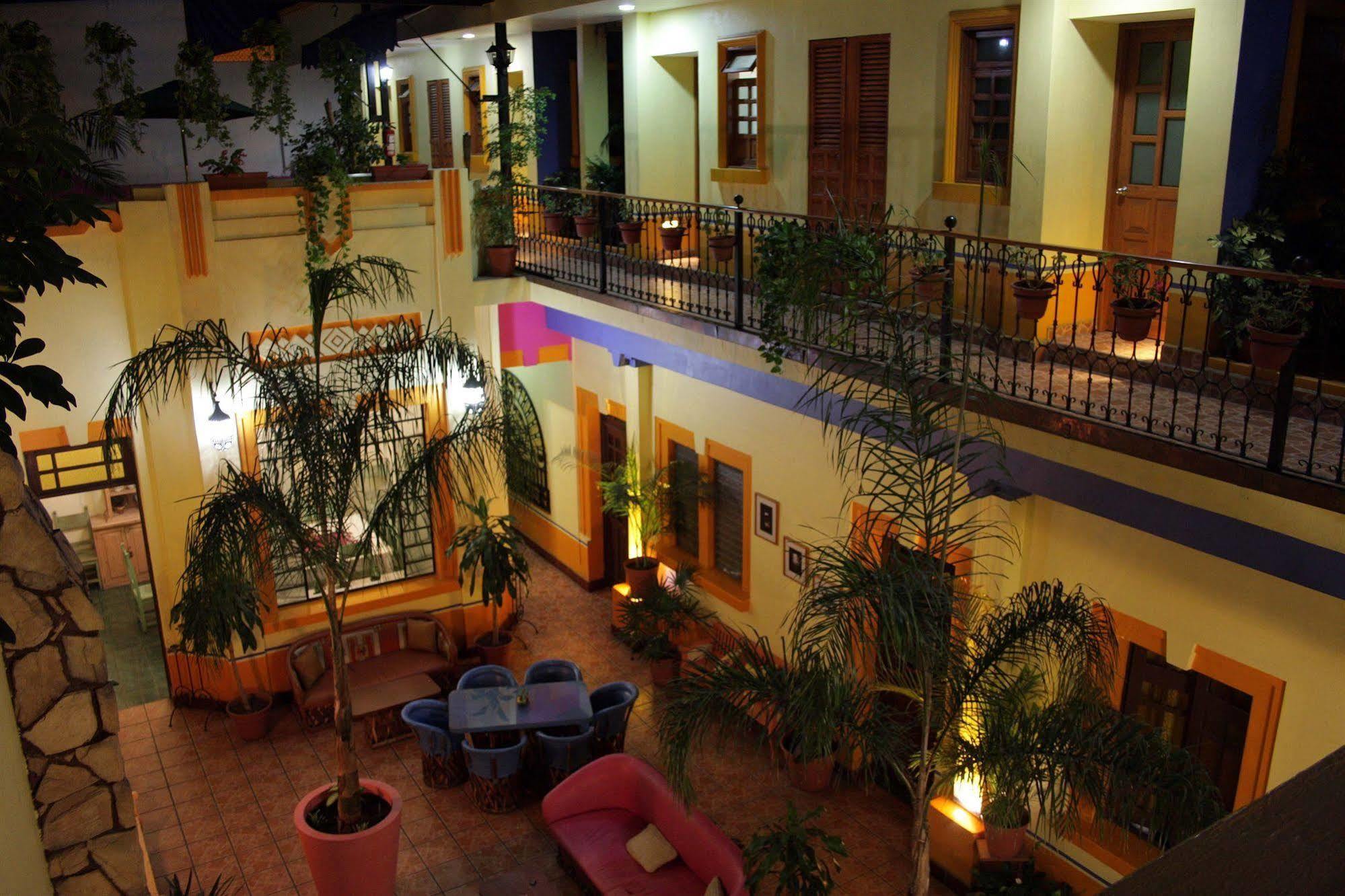 Casa Vilasanta Guadalajara Exteriör bild